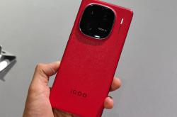 VIVO iQOO 12：性能怪兽还是价格屠夫？一年狂降1150元的背后故事