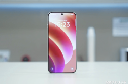 直屏崛起？OPPO Find X9系列确认，你还在坚持曲面屏吗？